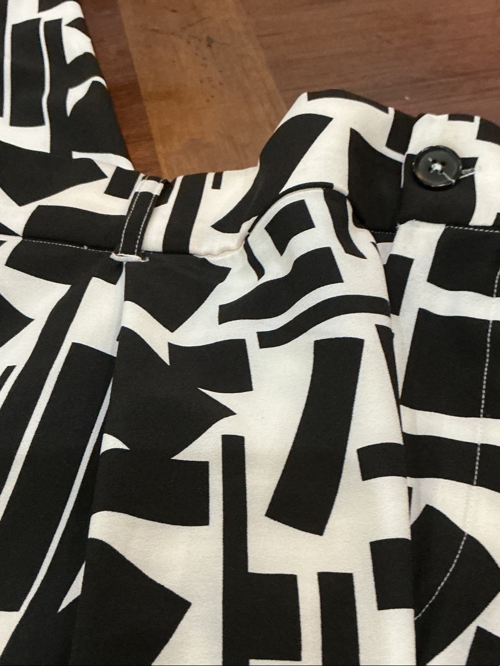 torrid Black and White Wide Leg Pants - Picture 6 of 6